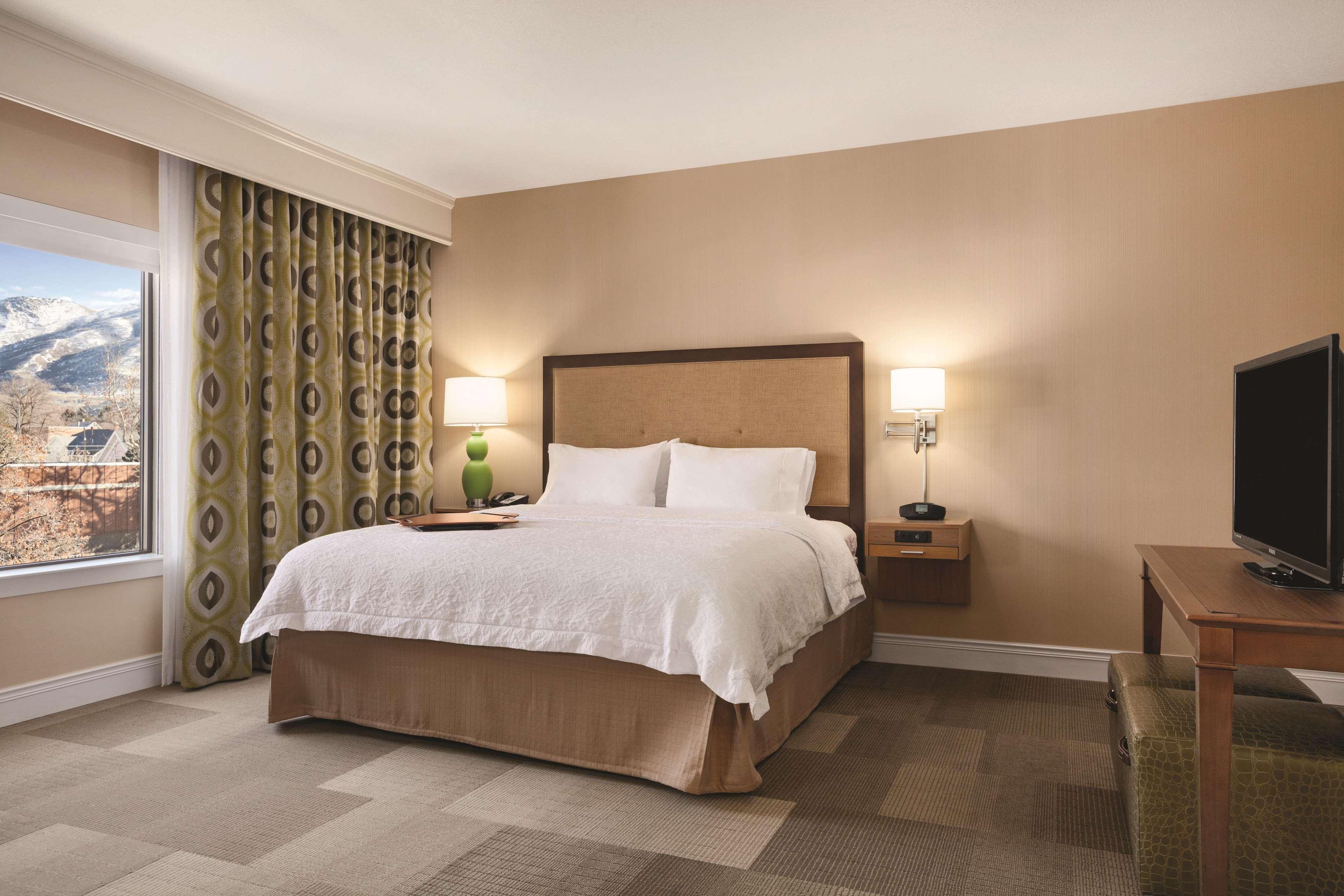 Hampton Inn בריגהאם סיטי מראה חיצוני תמונה