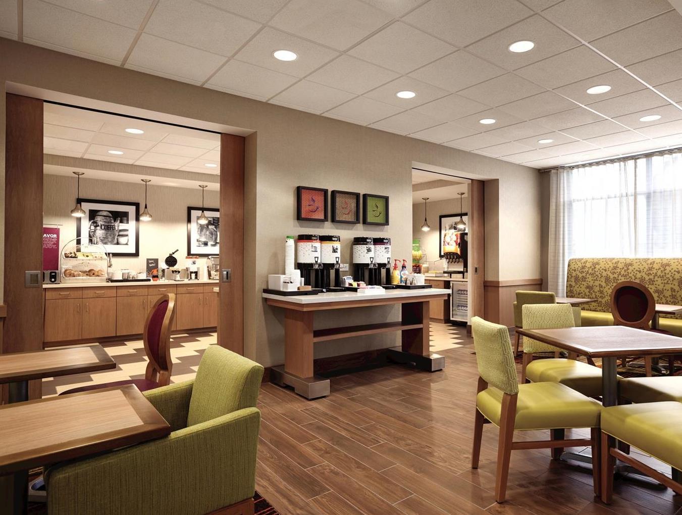Hampton Inn בריגהאם סיטי מראה חיצוני תמונה