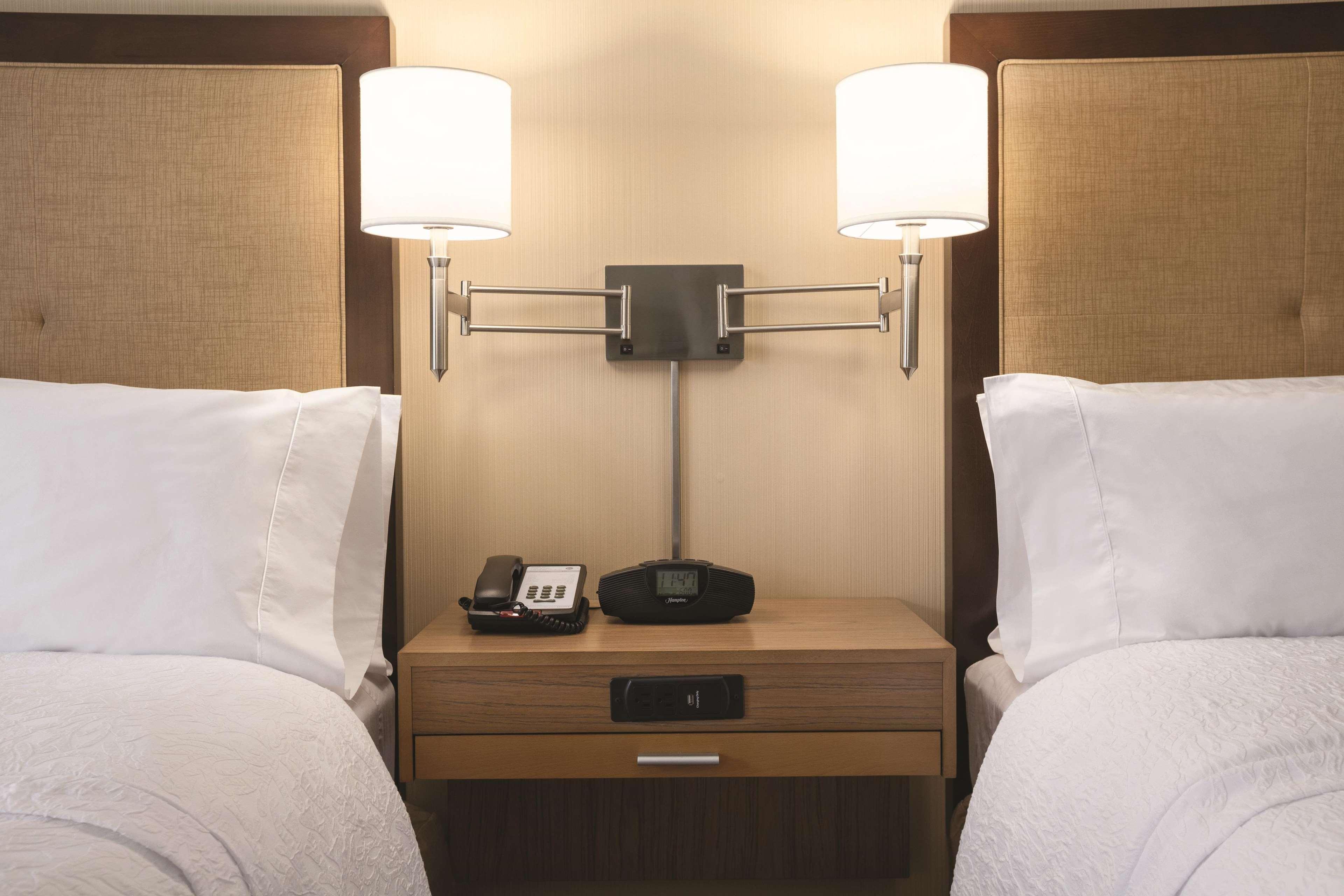Hampton Inn בריגהאם סיטי מראה חיצוני תמונה