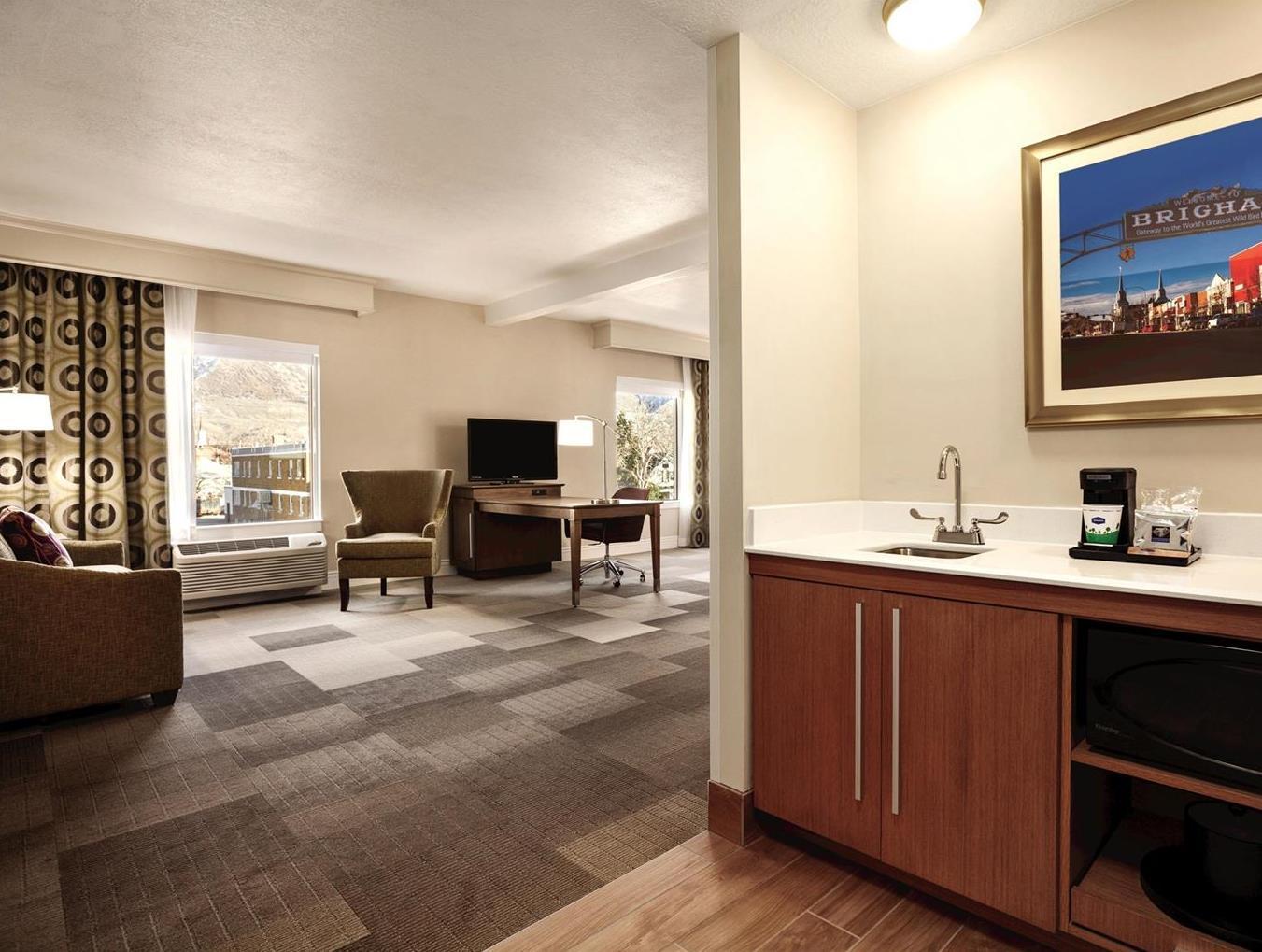 Hampton Inn בריגהאם סיטי מראה חיצוני תמונה