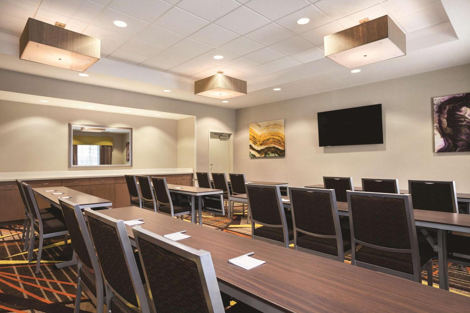 Hampton Inn בריגהאם סיטי מראה חיצוני תמונה