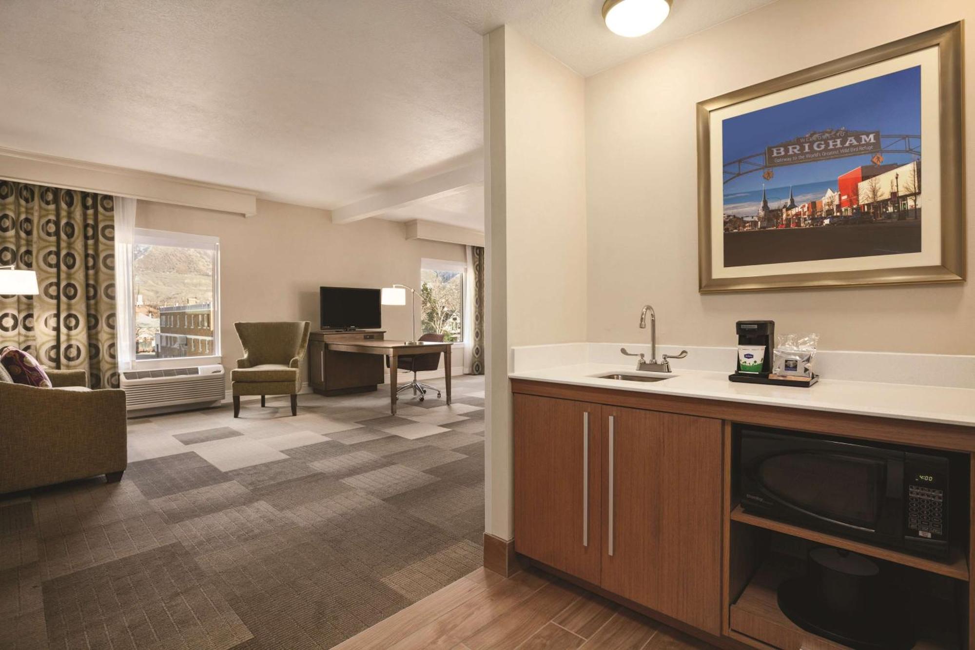Hampton Inn בריגהאם סיטי מראה חיצוני תמונה