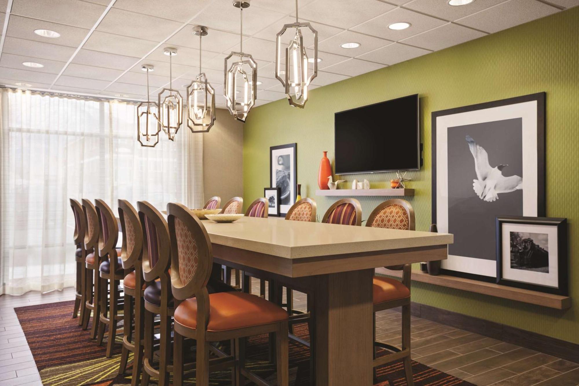 Hampton Inn בריגהאם סיטי מראה חיצוני תמונה
