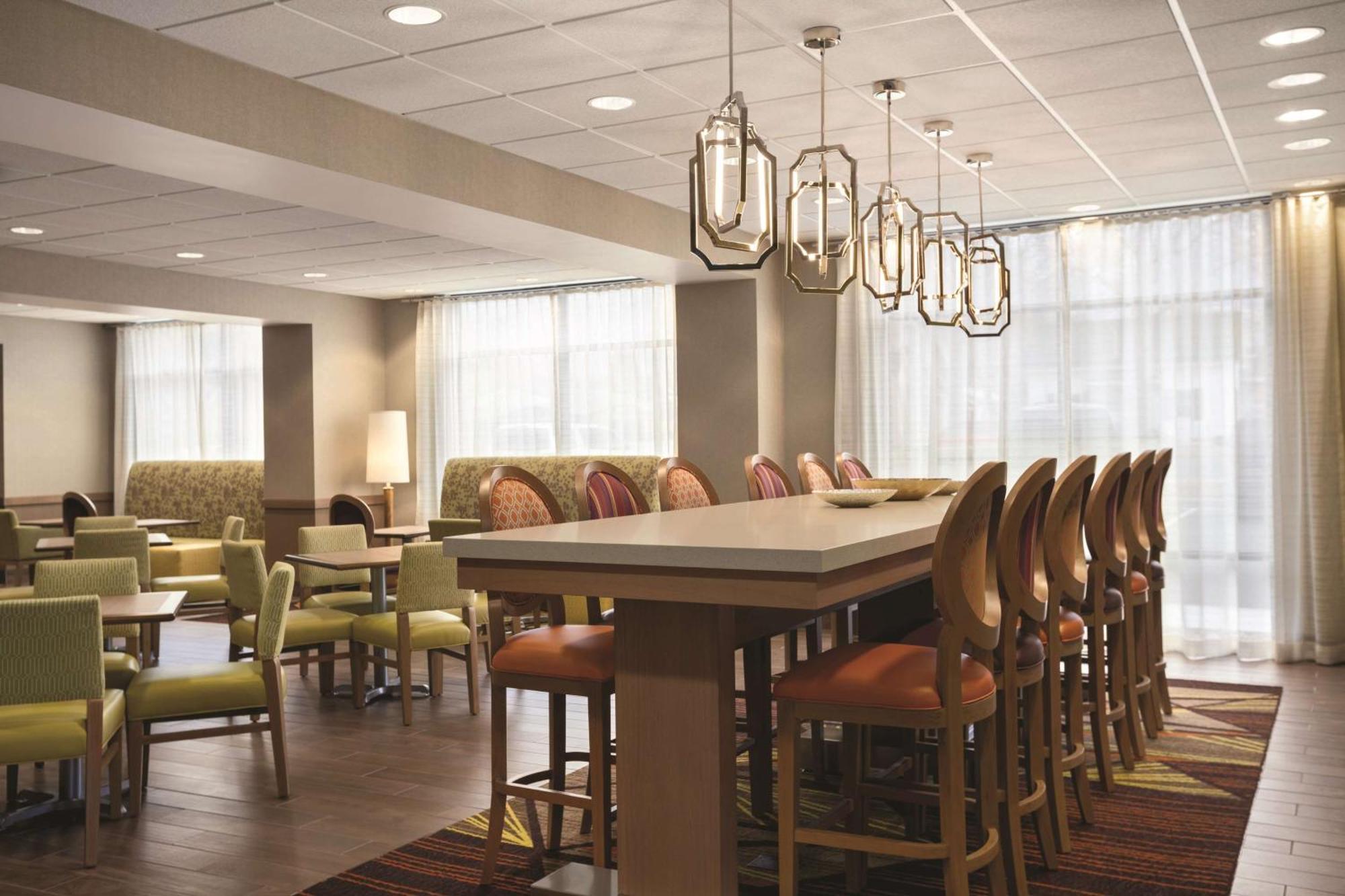 Hampton Inn בריגהאם סיטי מראה חיצוני תמונה